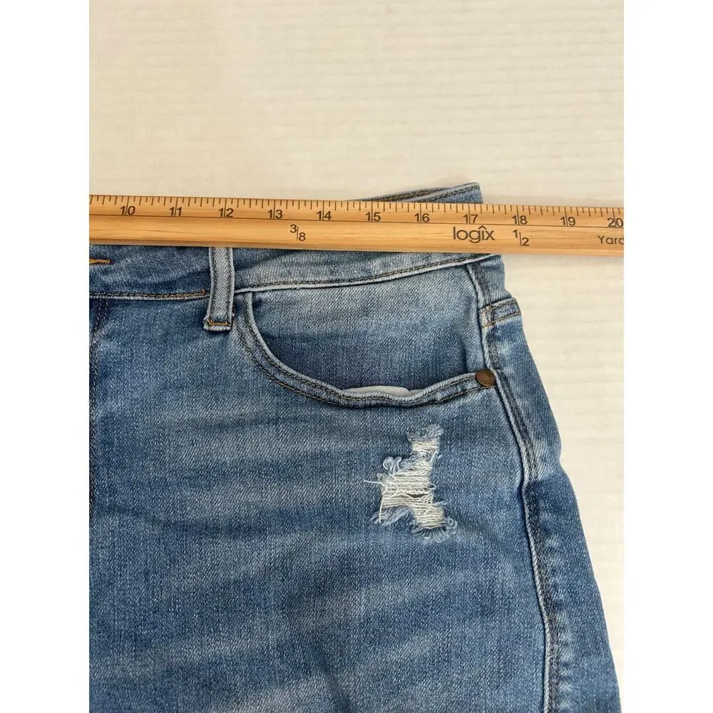 Judy Blue Jean Shorts Size 1XL Distressed High Rise Raw Hem Medium Wash Cut Off‎